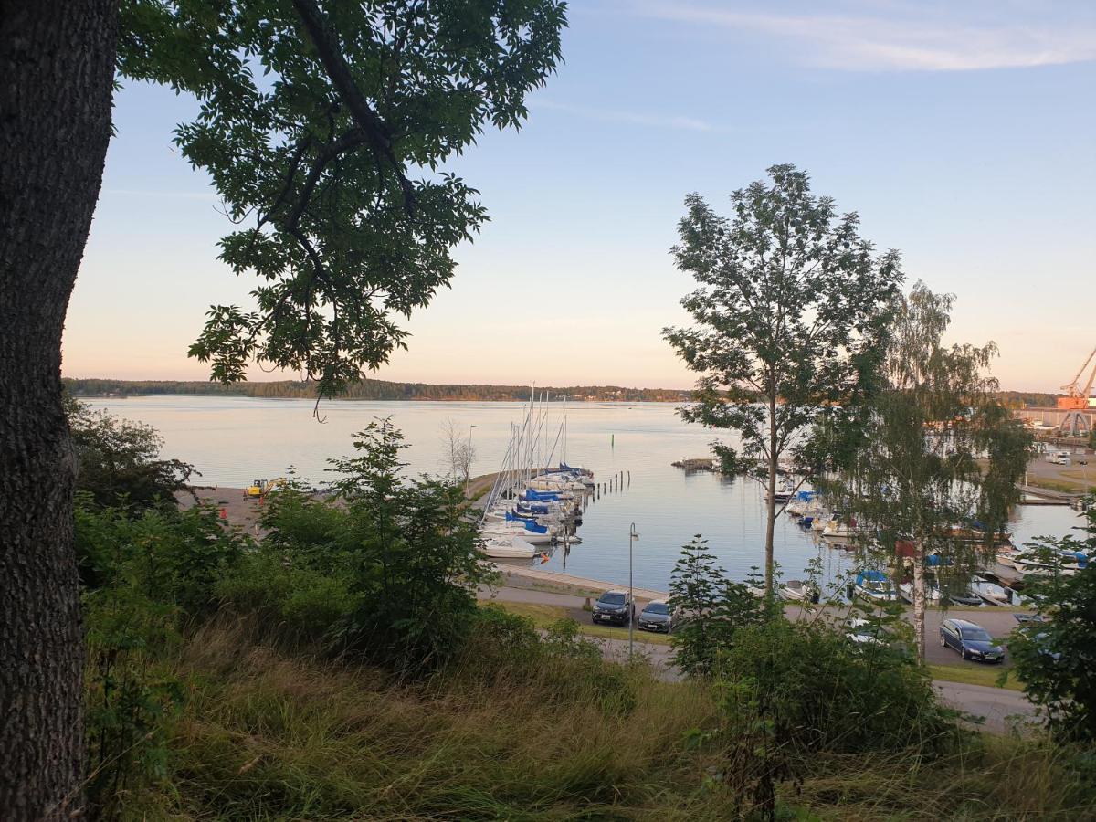 Soenerna Pa Nordgrenska Semesterboende 12B Amal Bagian luar foto
